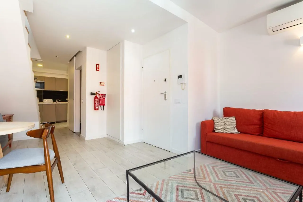 Apartment Tram 28 Duplex Lisbon